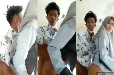 Jilbab SMA Dientot Pacar Di Tempat Sepi Becek Lumer WOT